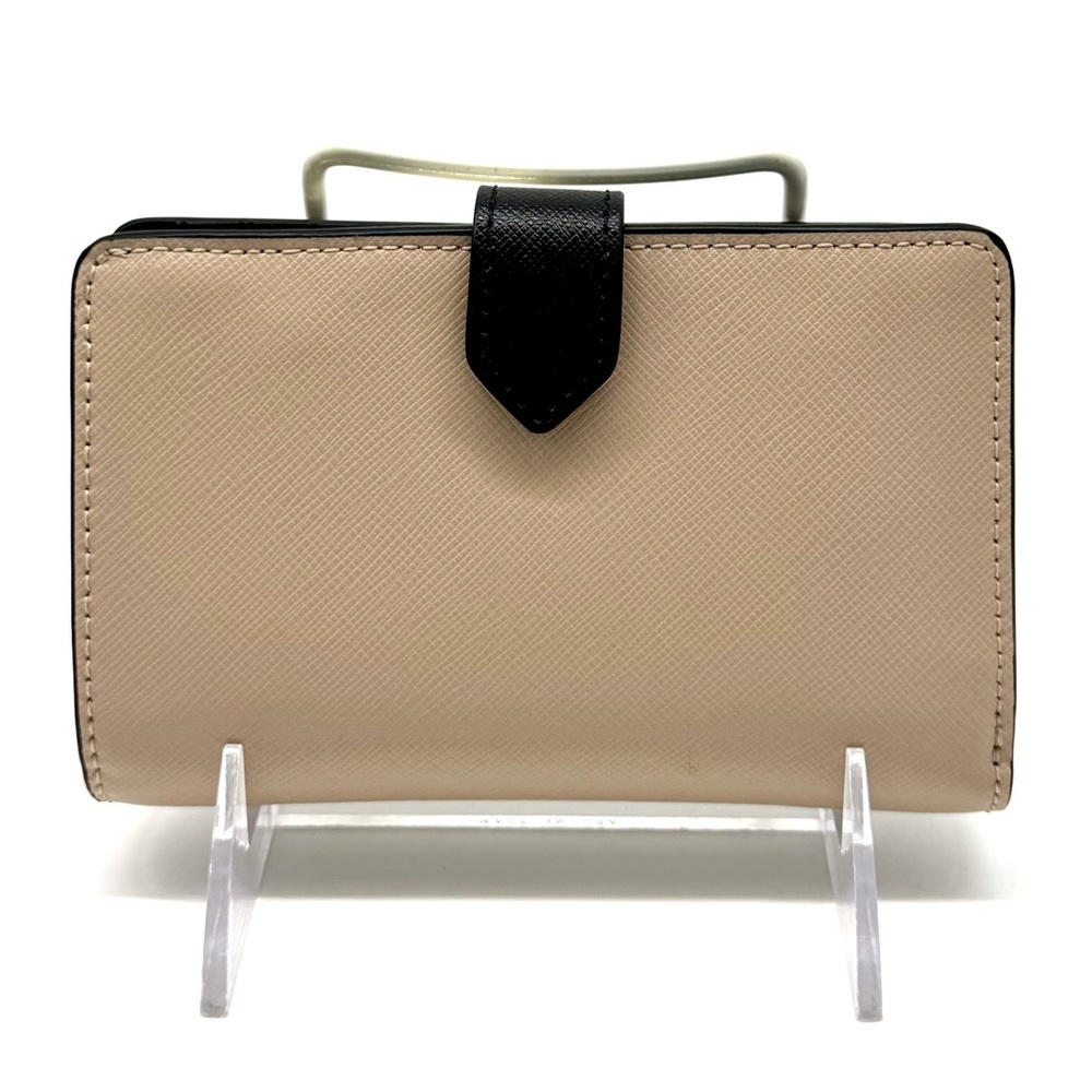 Kate Spade Leila Medium Pebbled Leather Compact Bifold Wallet Tan/Black - Picture 5 of 9
